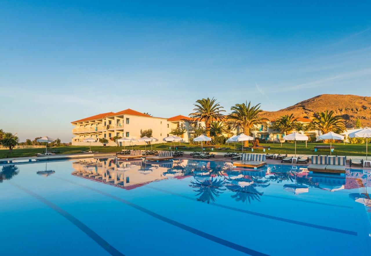Aeolian Village Beach Resort สกาลา เอเรโซ ภายนอก รูปภาพ