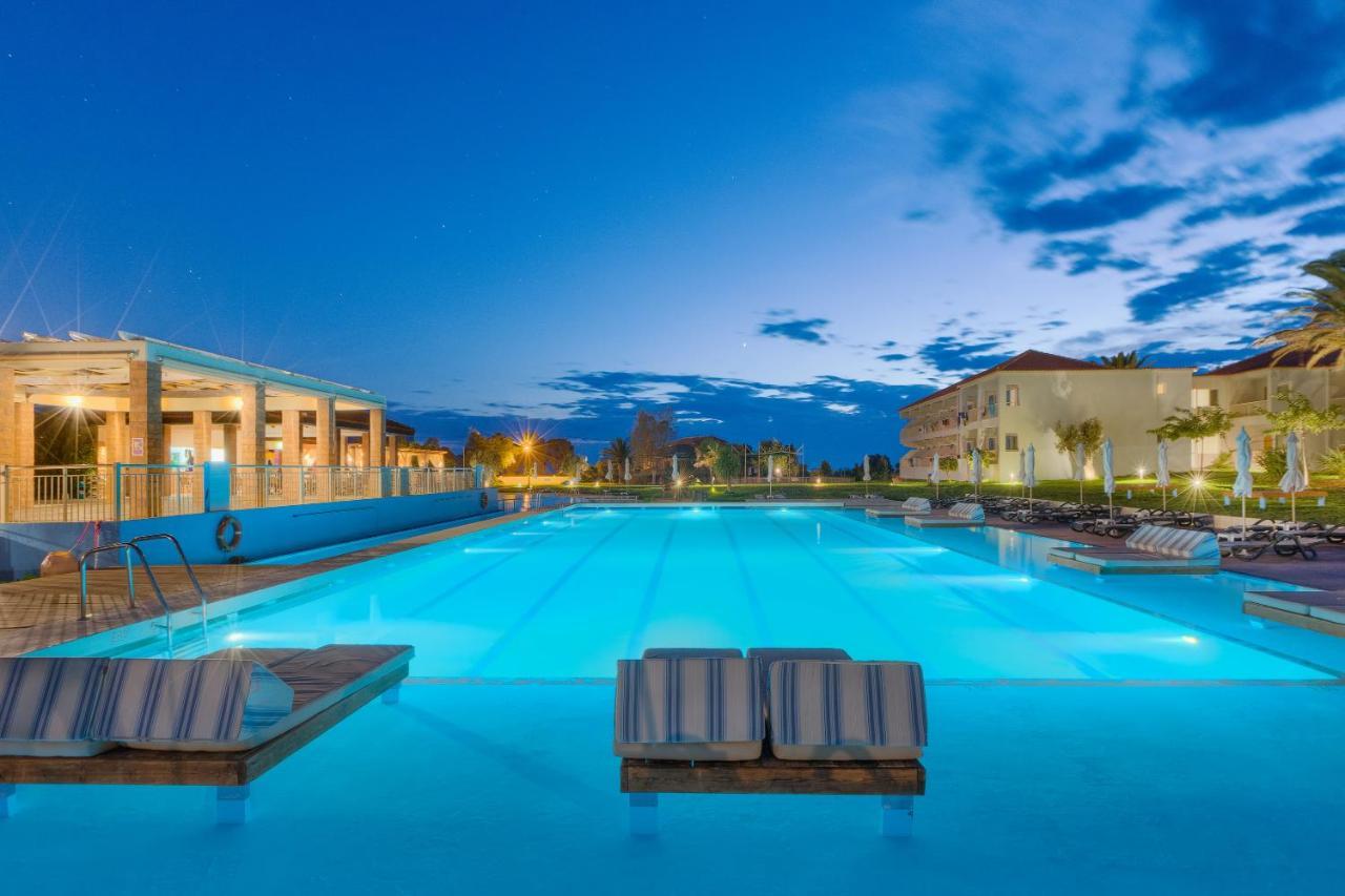 Aeolian Village Beach Resort สกาลา เอเรโซ ภายนอก รูปภาพ