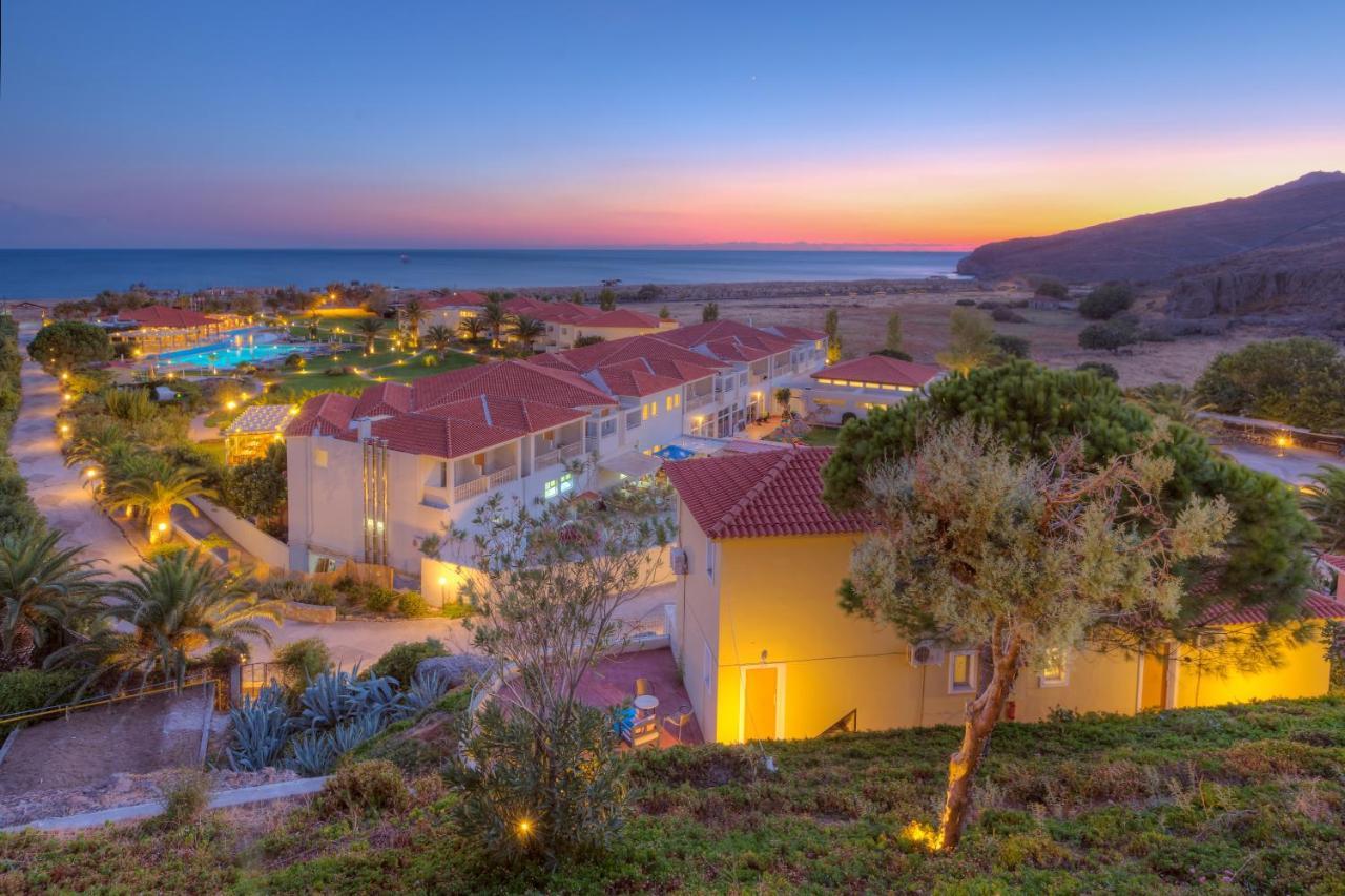 Aeolian Village Beach Resort สกาลา เอเรโซ ภายนอก รูปภาพ