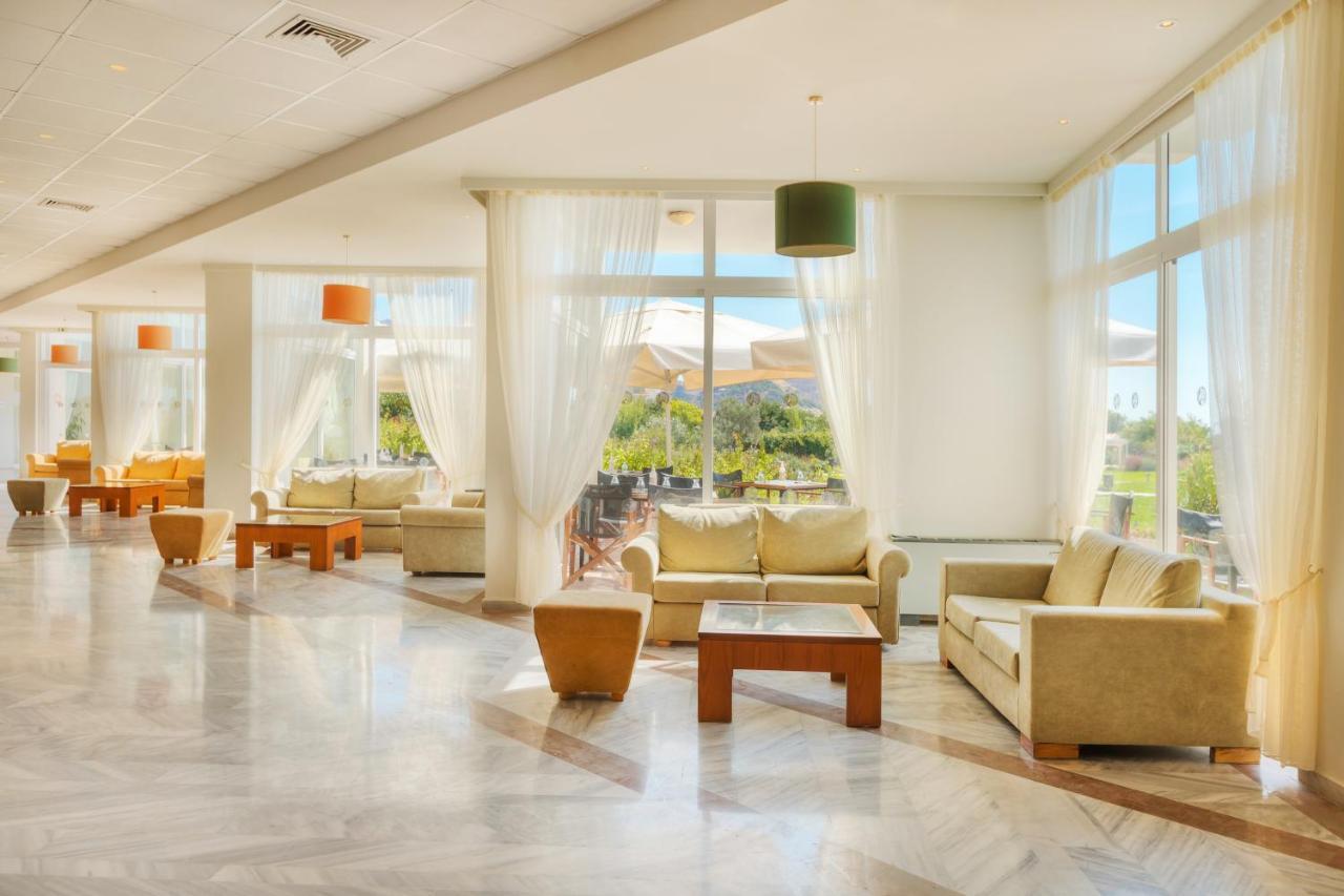 Aeolian Village Beach Resort สกาลา เอเรโซ ภายนอก รูปภาพ