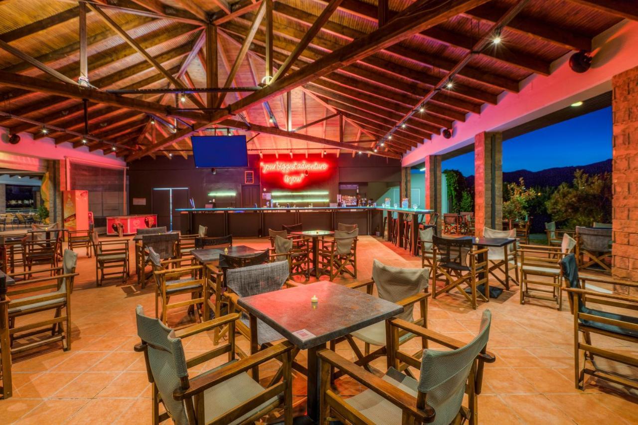 Aeolian Village Beach Resort สกาลา เอเรโซ ภายนอก รูปภาพ