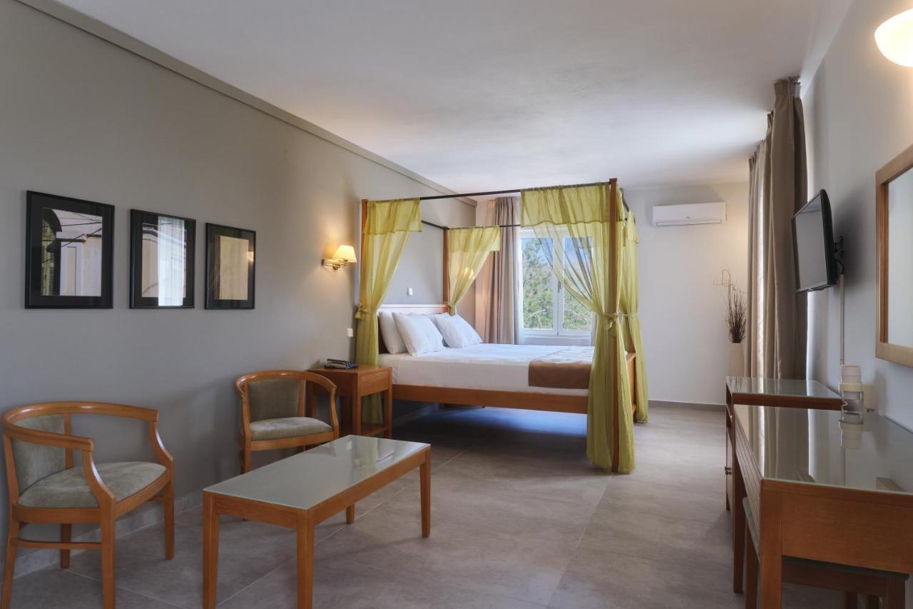 Aeolian Village Beach Resort สกาลา เอเรโซ ภายนอก รูปภาพ